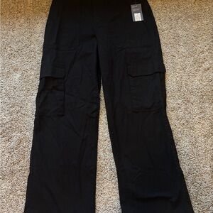 Universal Threads Black Cargo Pants